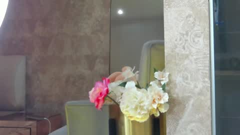 dianac1998 online show from December 2024 08:33:01 PM