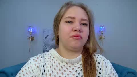 Snapshot of dianakristol chatting on June 2026 06:12:01 AM Diana online show from June 2026 06:12:01 AM
