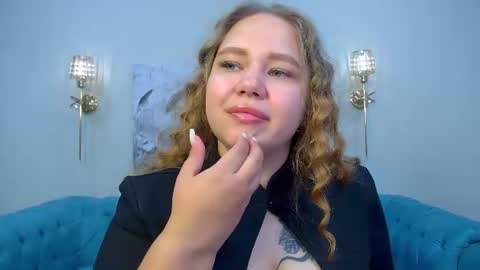 Snapshot of dianakristol chatting on July 2026 06:25:02 PM Diana online show from July 2026 06:25:02 PM