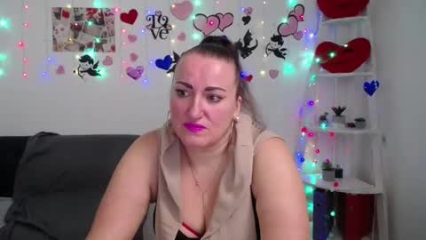 Snapshot of dianamgg chatting on March 2025 06:52:02 AM Diana online show from March 2025 06:52:02 AM