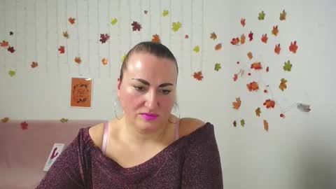 Snapshot of dianamgg chatting on November 2025 06:40:02 PM Diana online show from November 2025 06:40:02 PM