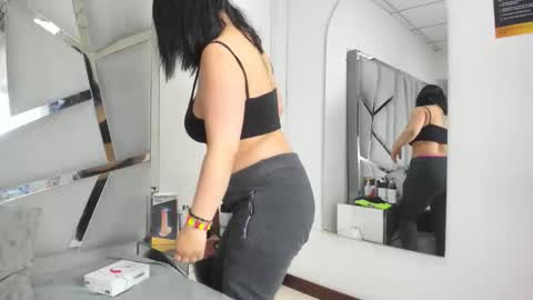 Snapshot of dianarous chatting on October 2025 04:20:02 AM dianarous online show from October 2025 04:20:02 AM