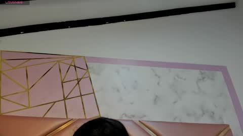 Snapshot of dianasheren chatting on April 2026 07:51:02 PM dianasheren online show from April 2026 07:51:02 PM