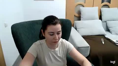 dianasmiey7 online show from February 2026 09:05:01 AM