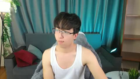 Adam online show from February 2026 08:10:02 AM