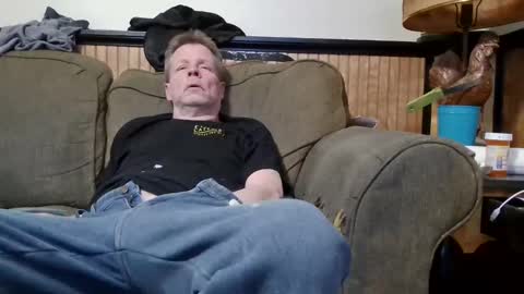 Snapshot of dickfitzwell123 chatting on January 2025 06:24:02 AM dickfitzwell123 online show from January 2025 06:24:02 AM