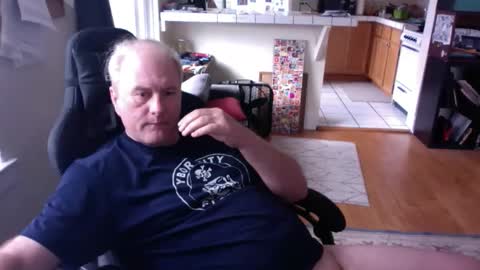 Snapshot of dickflasher5 chatting on April 2026 02:37:02 PM Richard Fleischer online show from April 2026 02:37:02 PM