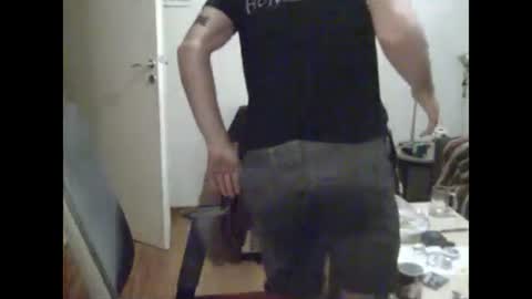 dickus_biggus online show from June 2026 07:07:03 AM
