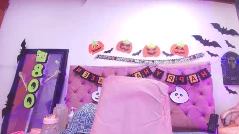 Diane online show from October 2025 07:14:02 PM