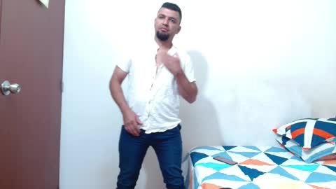 diego_vergon online show from September 2025 01:38:02 AM