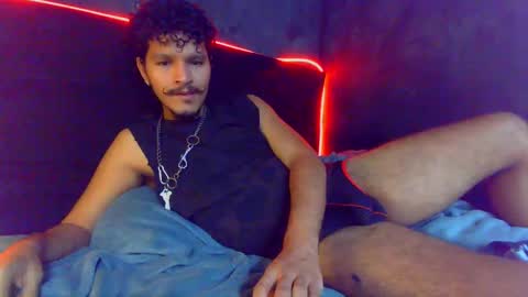 diemond_latinx98 online show from March 2026 06:49:01 PM