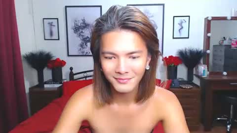 Dennesse online show from October 2025 12:28:02 PM