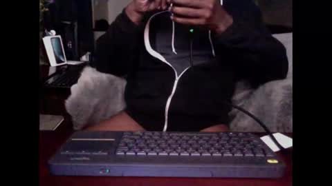 The Digital Pimp.... online show from November 2025 11:22:01 AM