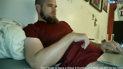 Snapshot of dikdowndaddy chatting on June 2026 12:10:01 PM Daddy online show from June 2026 12:10:01 PM