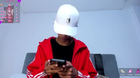 dikey_18 online show from February 2025 09:07:02 PM