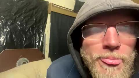 Snapshot of dilf_96 chatting on January 2026 03:21:02 AM Daddy online show from January 2026 03:21:02 AM