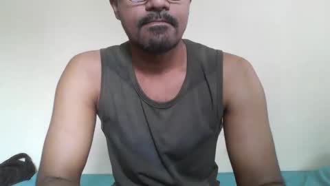 Snapshot of dilip_09 chatting on December 2024 06:33:02 AM dilip_09 online show from December 2024 06:33:02 AM