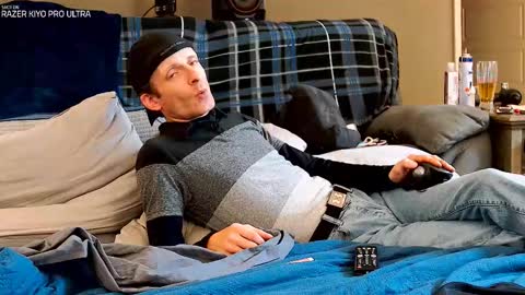 Snapshot of dilldough405 chatting on December 2025 04:28:02 AM Dilldough405 online show from December 2025 04:28:02 AM