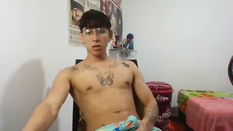 dillom420 online show from January 2025 05:29:02 AM