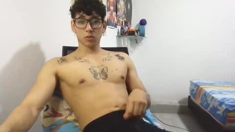 dillom420 online show from February 2025 06:28:01 AM