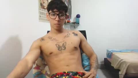 dillom420 online show from March 2025 10:38:02 PM