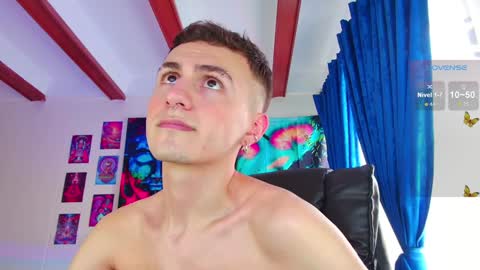 Julian Independent Model online show from December 2024 09:45:01 PM