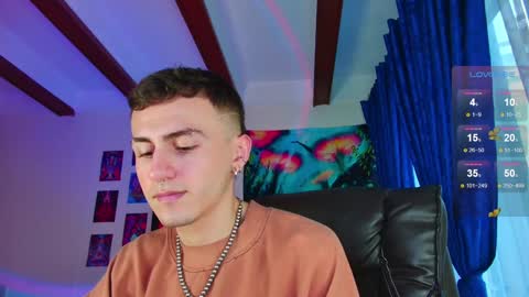 Julian Independent Model online show from December 2024 10:30:01 PM