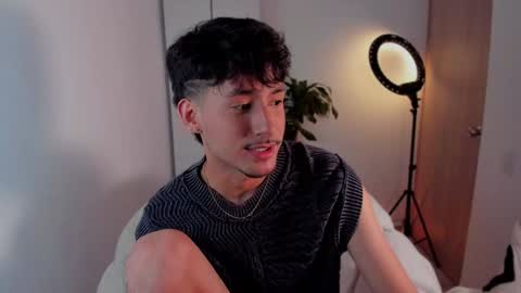 Snapshot of dimitri_targaryen chatting on January 2025 04:12:01 AM Fabian online show from January 2025 04:12:01 AM