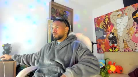 Snapshot of dimitry_muscle chatting on October 2025 11:35:01 PM dimitry kyle mucle online show from October 2025 11:35:01 PM