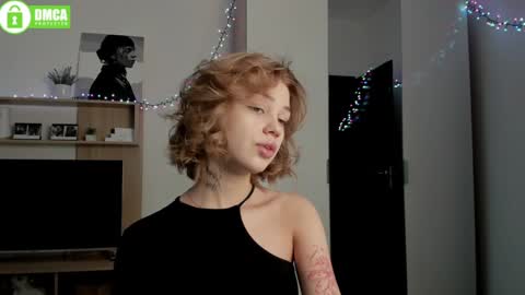 Dina online show from December 2024 08:22:02 AM