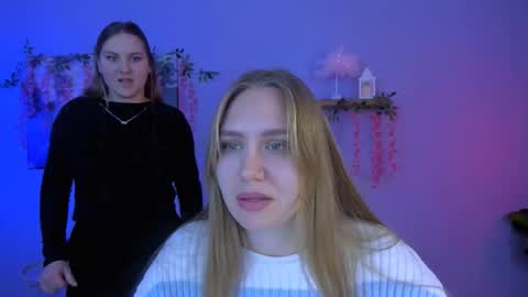 dina_bloom online show from February 2026 08:18:01 PM