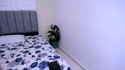 Snapshot of dina_mcry chatting on March 2026 04:14:02 PM DINA online show from March 2026 04:14:02 PM