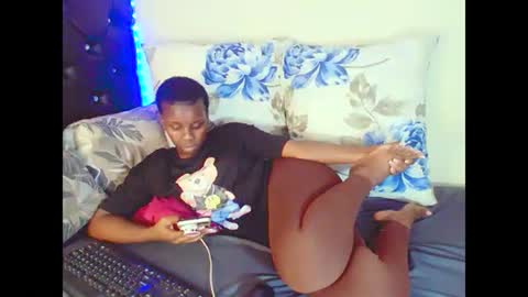 dinnydakrazx online show from October 2025 06:27:02 PM