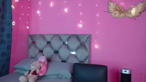 Snapshot of dione_sexyy chatting on December 2024 02:42:01 AM IG dionemontecarlo19 online show from December 2024 02:42:01 AM
