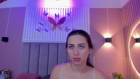 Cristal  online show from March 2025 02:59:02 AM