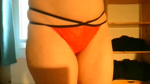 Shelly online show from October 2025 04:18:02 PM