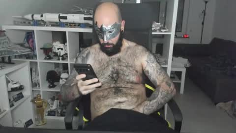 Snapshot of dirtybalws chatting on October 2025 02:06:02 AM Robert online show from October 2025 02:06:02 AM