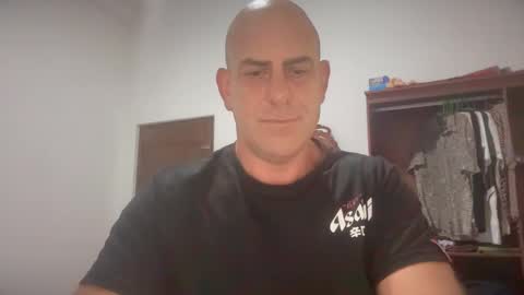 Snapshot of dirtydanlondon chatting on March 2025 08:23:02 AM Dirtydanlondon online show from March 2025 08:23:02 AM