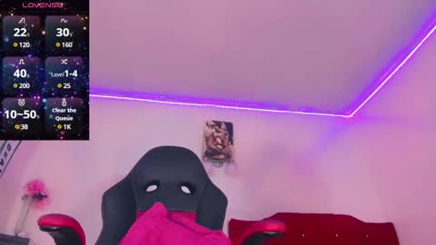 Snapshot of dirtygamesnaomy chatting on January 2025 08:11:01 PM Naomy online show from January 2025 08:11:01 PM