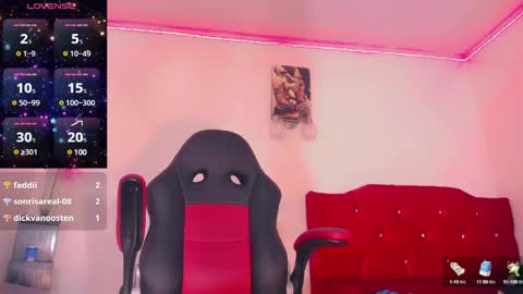 Snapshot of dirtygamesnaomy chatting on January 2025 04:37:02 AM Naomy online show from January 2025 04:37:02 AM