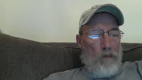 Snapshot of dirtynastyoldman chatting on October 2025 02:31:01 AM dirtynastyoldman online show from October 2025 02:31:01 AM