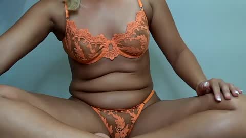Snapshot of dirtythirtybabe01 chatting on July 2026 05:44:02 AM dirtythirtybabe01 online show from July 2026 05:44:02 AM