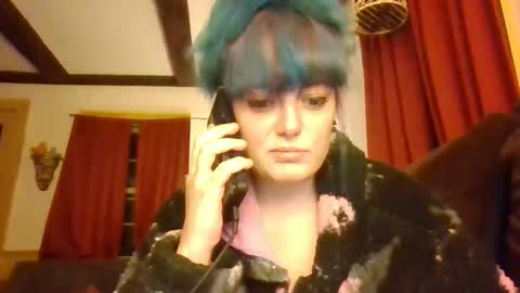 Crystal online show from October 2025 02:35:01 AM