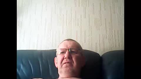 Snapshot of discovery63 chatting on May 2026 09:49:02 AM discovery63 online show from May 2026 09:49:02 AM