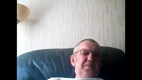 Snapshot of discovery63 chatting on June 2026 12:22:02 PM discovery63 online show from June 2026 12:22:02 PM