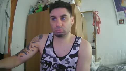 Snapshot of diselobienclaro chatting on April 2026 10:18:02 AM diselobienclaro online show from April 2026 10:18:02 AM