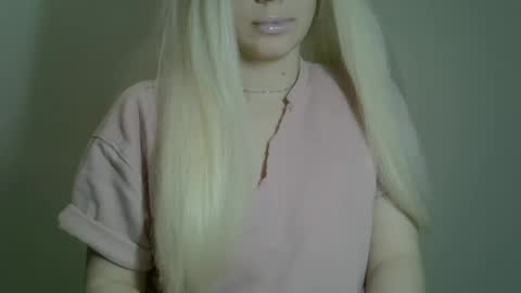 DitaMilton online show from February 2025 08:40:01 PM