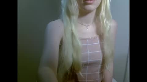 DitaMilton online show from December 2025 02:14:02 PM