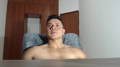 Diva Mancini online show from December 2025 02:19:01 AM