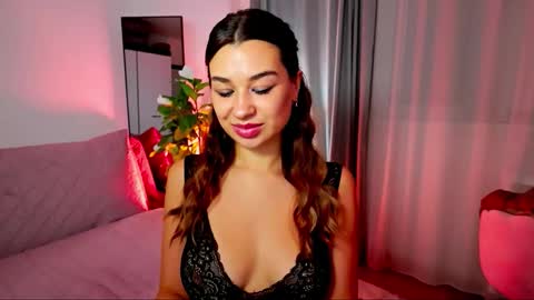 Snapshot of divetagrace chatting on November 2025 10:43:01 PM Tia online show from November 2025 10:43:01 PM